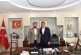 Giresun İl Sağlık Müdürü Doç. Dr. Muhammet Bulut ve beraberindeki heyet, Belediye Başkanımız Erol Karadere'yi makamında ziyaret etti.